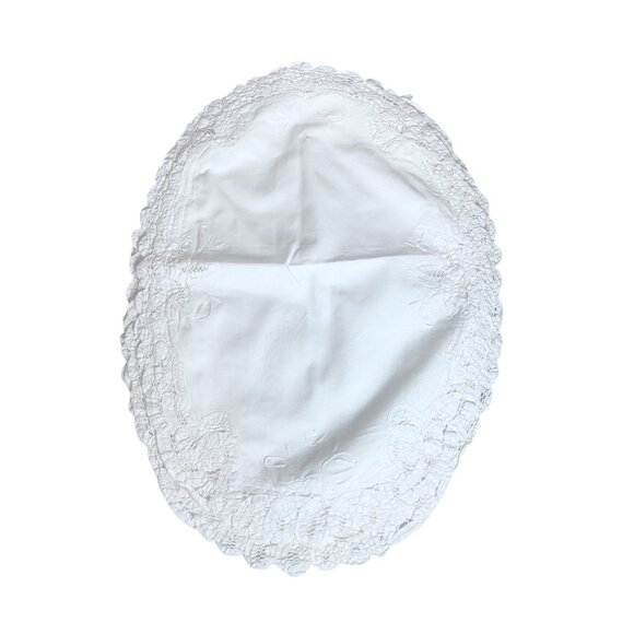 Vintage White Oval Lace & Embroidered Cotton Table Placemats/Doily Set Of 4 - Picture 1 of 9
